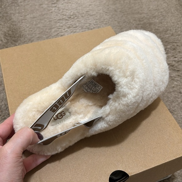 Brand New Ugg Fluff Slide size 9 - Picture 6 of 6